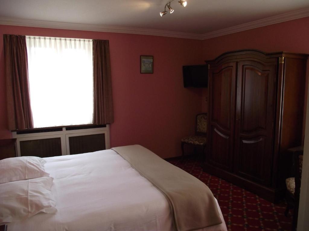 Hostellerie Au Cygne Wissembourg Cameră foto