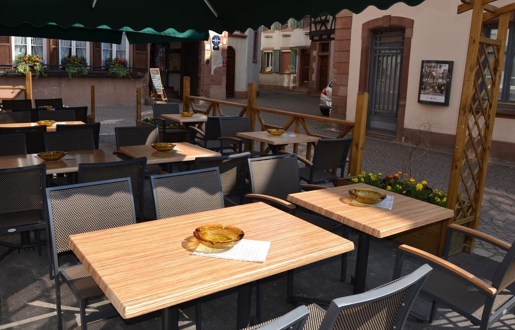 Hostellerie Au Cygne Wissembourg Exterior foto