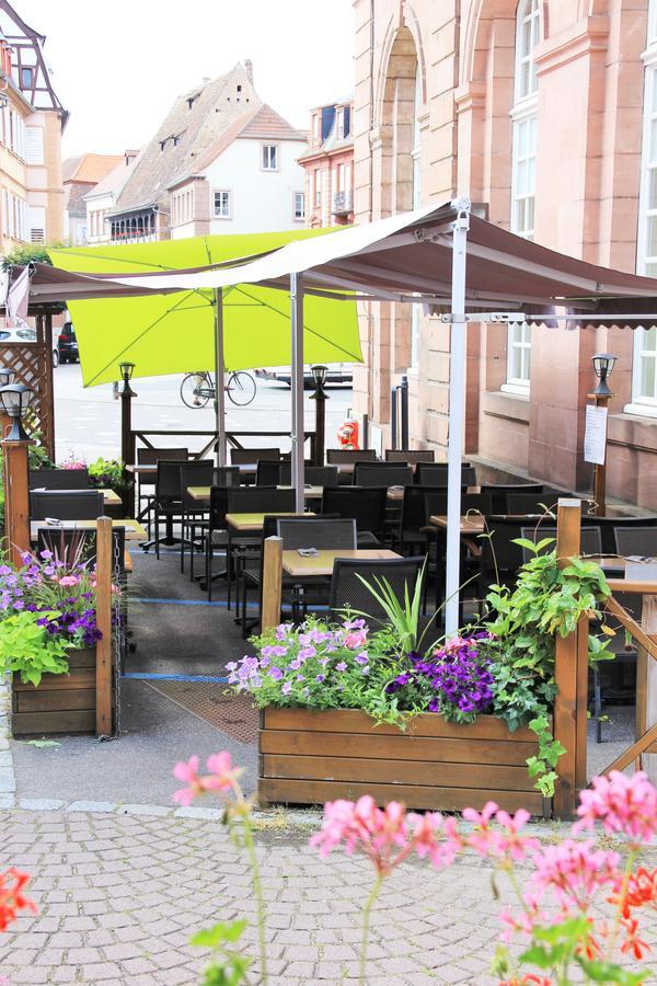 Hostellerie Au Cygne Wissembourg Exterior foto